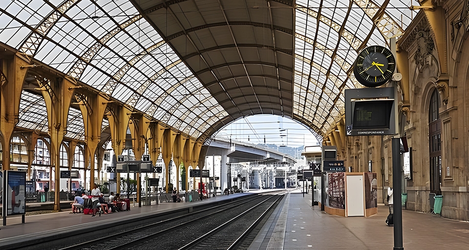 How To Get from Charles de Gaulle to Gare de Lyon