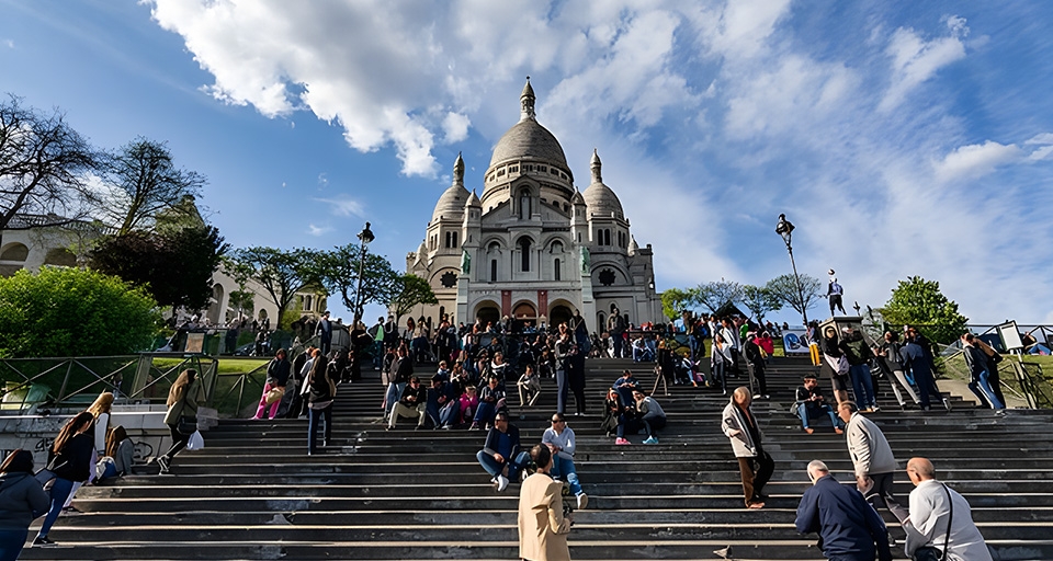 How To Get from Charles de Gaulle to Montmartre