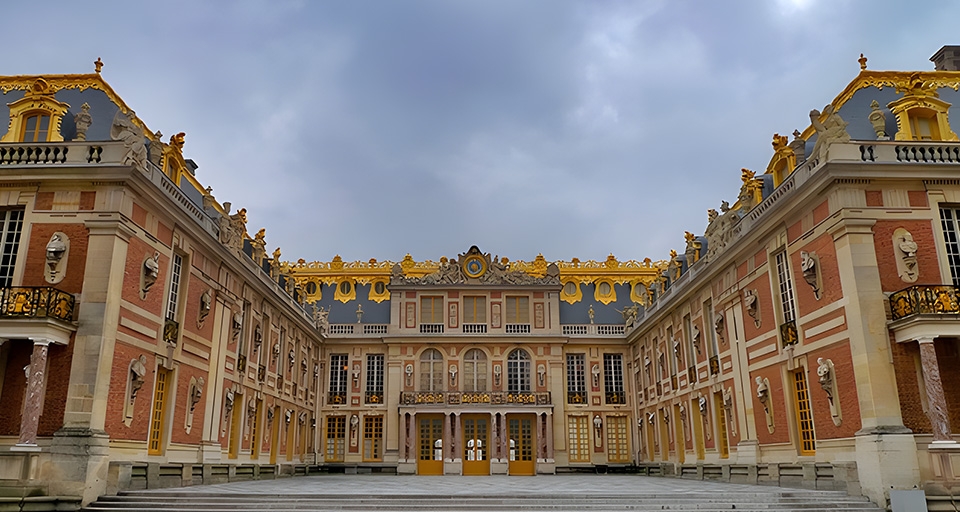 How To Get from Charles de Gaulle to Versailles