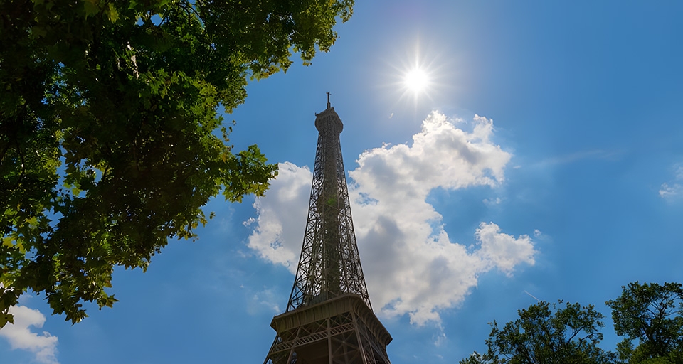 Exploring Paris: Your Guide to Getting From Orly Airport to the City